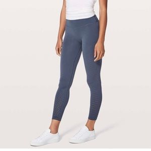 SOLD 🤩 Lululemon Reveal 7/8 Tight Vortex 25" Gray Seamless High Rise Leggings 4